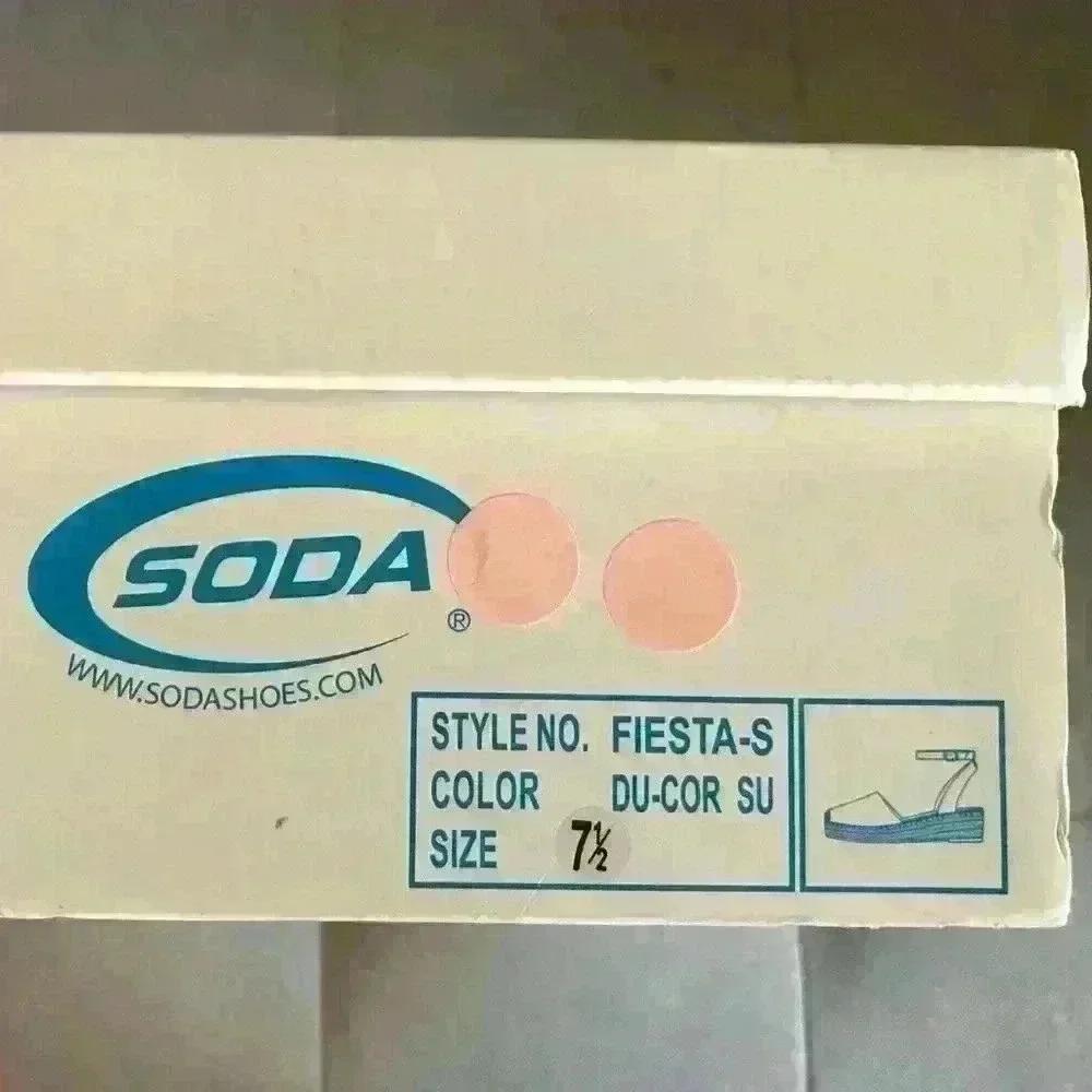 NWT Soda Fiesta Women’s Casual Espadrilles Trim Rubber Sole Flatform Wedge 7.5